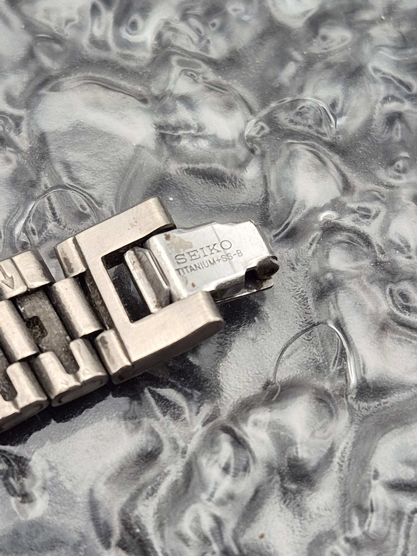 Seiko Rivoli Half Moon Ref. 1N00-F100 Full Set Titanium May 1996