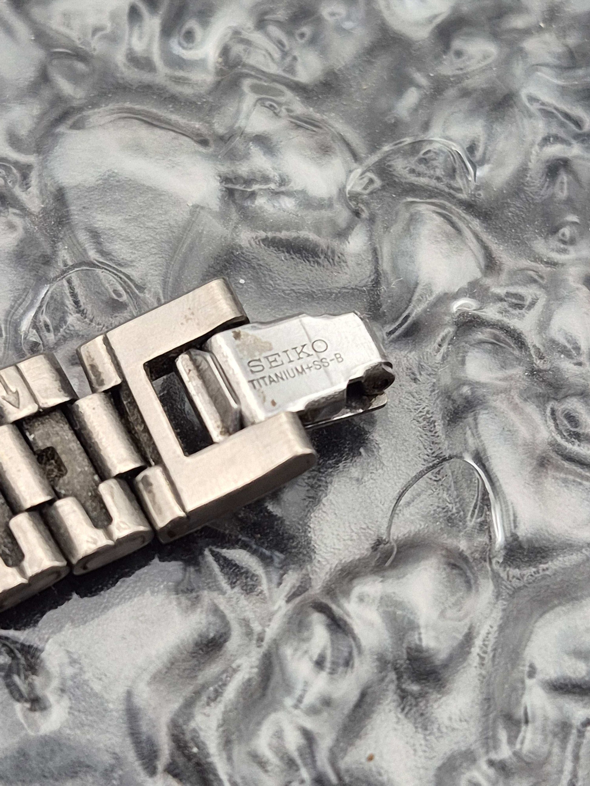 Seiko Rivoli Half Moon Ref. 1N00-F100 Full Set Titanium May 1996