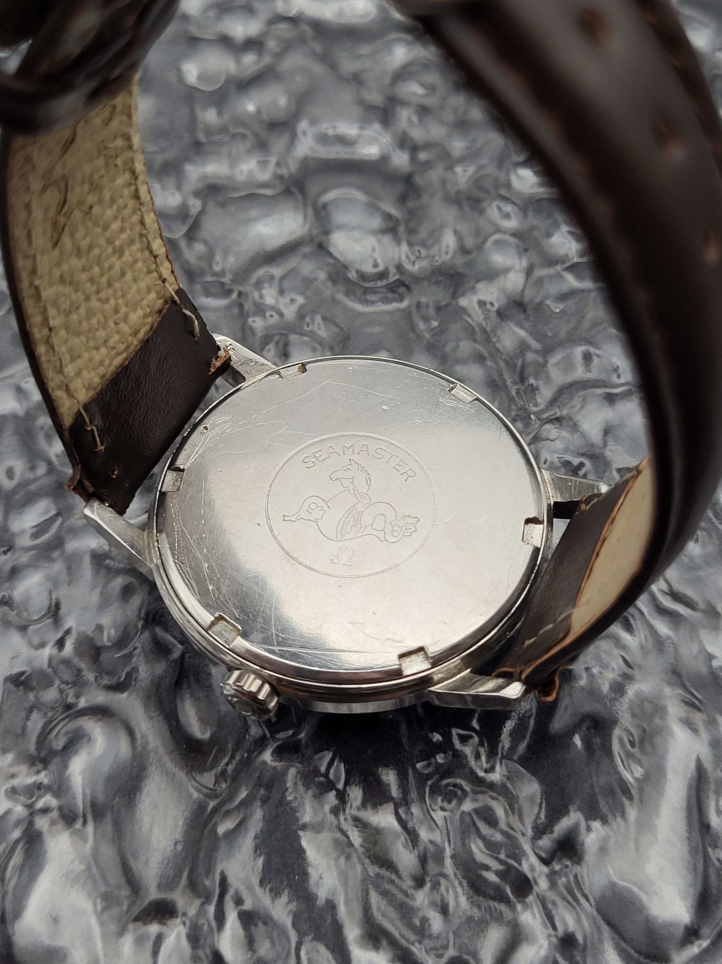 Omega Seamaster - Ref. 135.011 - Cal. 601 - Manual - Raised Numerals