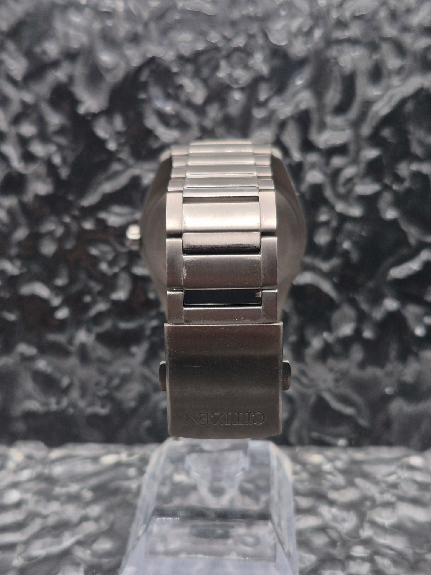 Citizen Super Titanium Ref. AW1640-83L Blue Dial Full Set Eco-Drive - Red Robin Watches