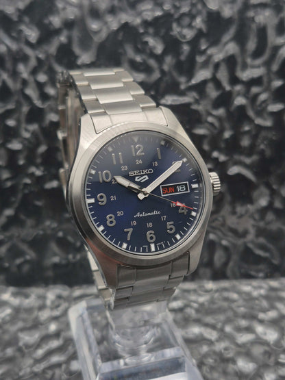 Seiko 5 Sports Ref. SRPG29K1 4R36-10A0 Full Set Automatic Day Date - Red Robin Watches