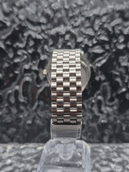 Omega Constellation Chronometer Ref. 198.0111 Quartz 18K WG Bezel