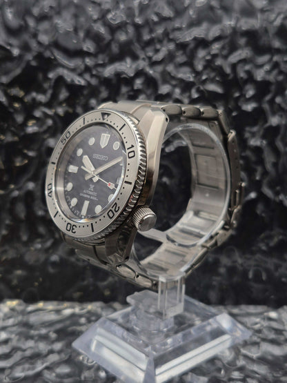 Seiko Steelmaster Ref. SPB185J1 - 6R35-01E0 Full Set Automatic - Red Robin Watches