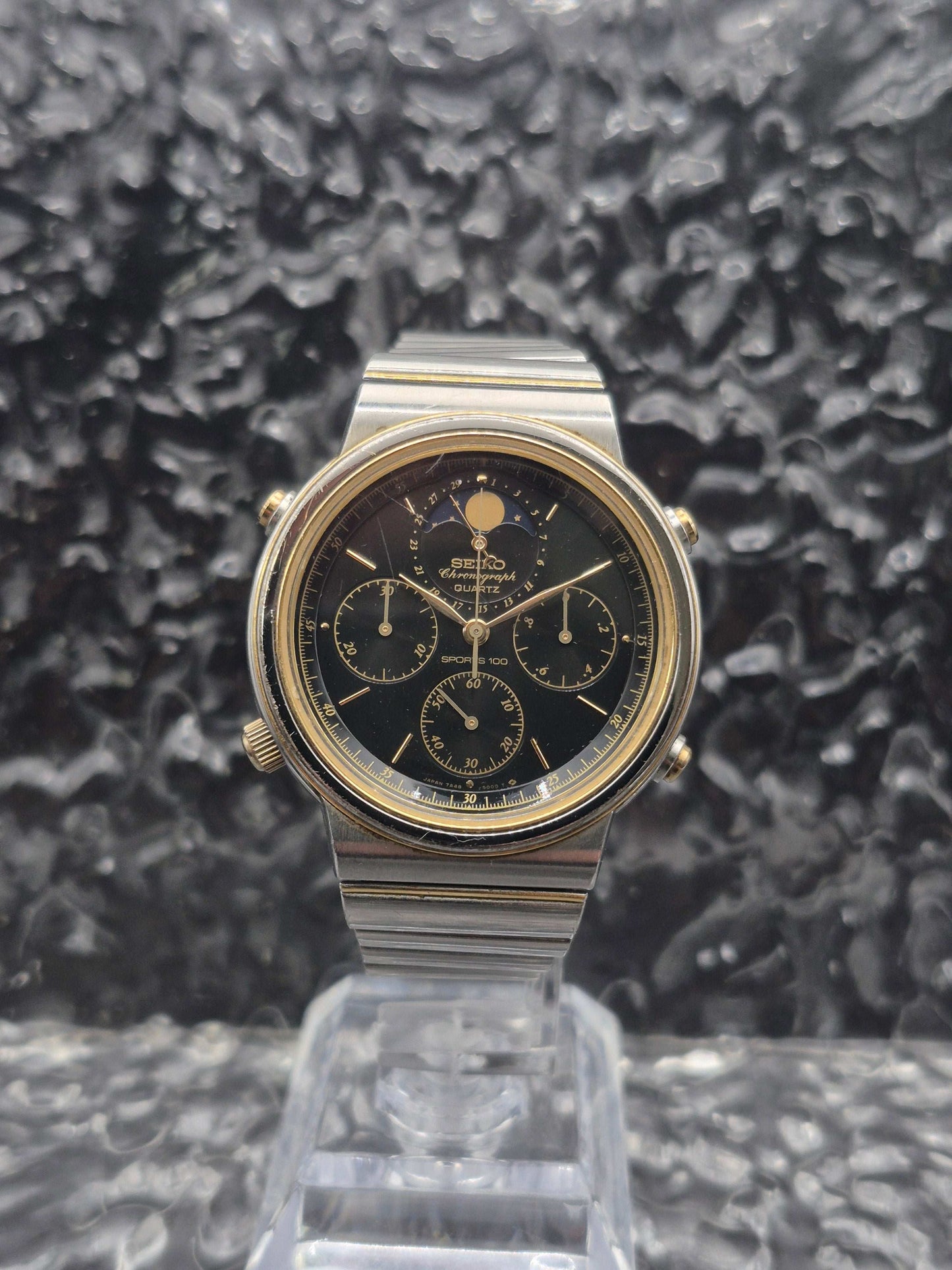 Seiko Sports 100 Moonphase Ref. 7A48-5010 Quartz Chronograph