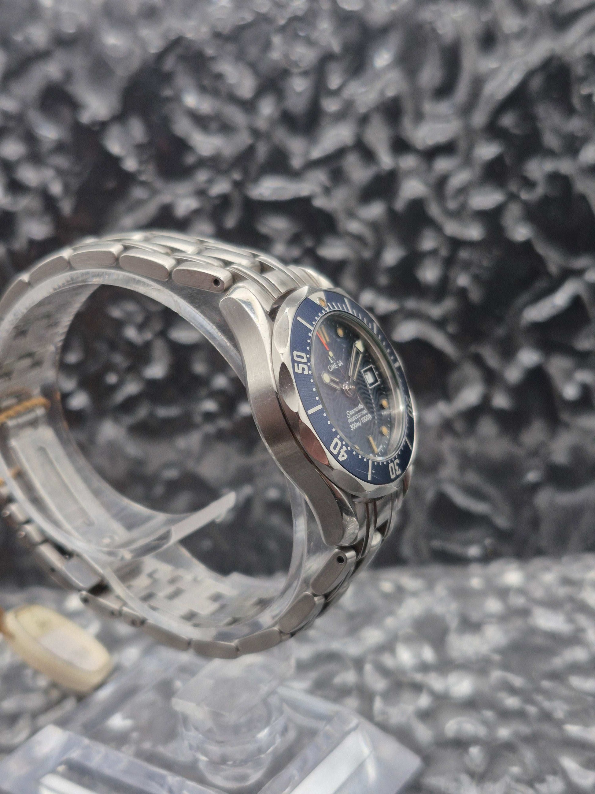 Omega Seamaster 300m Ref. 2583.80.00 Full Set 28mm Diver Quartz