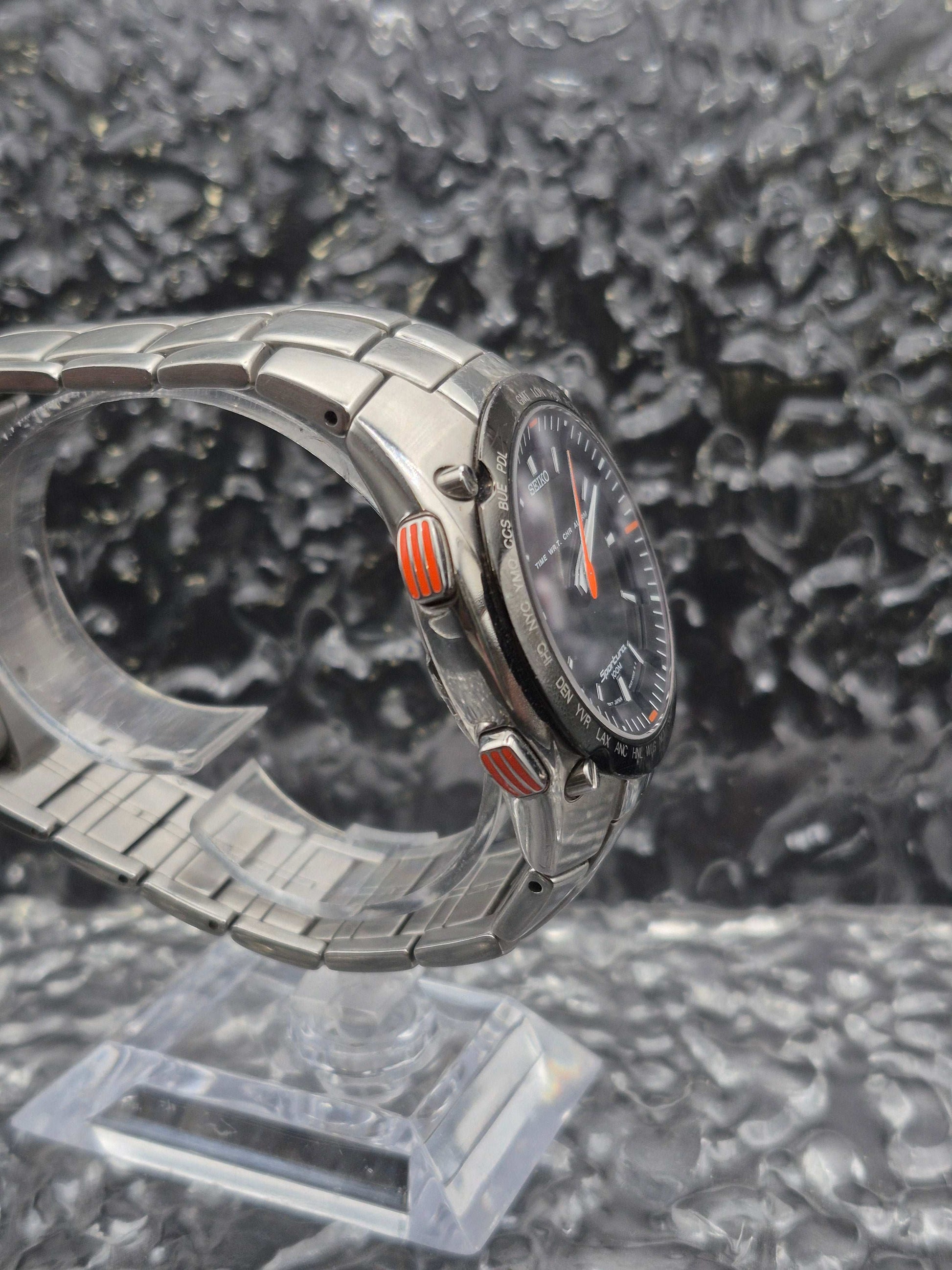 Seiko Sportura Ana-Digi Ref. H023-00C0 Multifunctional Quartz Boxed - Red Robin Watches