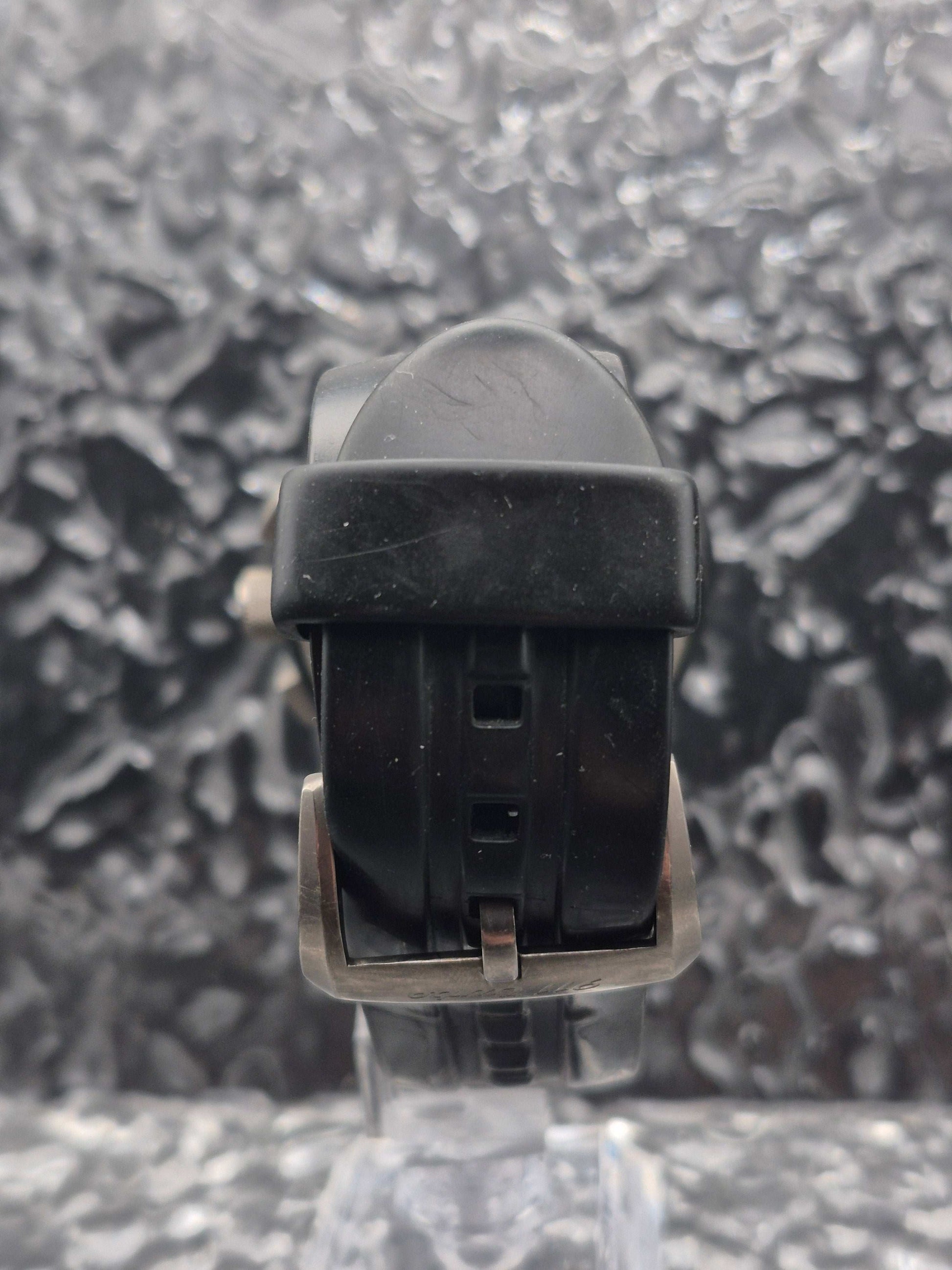 Porsche Design Driver Selection Ref. WAP07000119 Titanium Quartz - Red Robin Watches