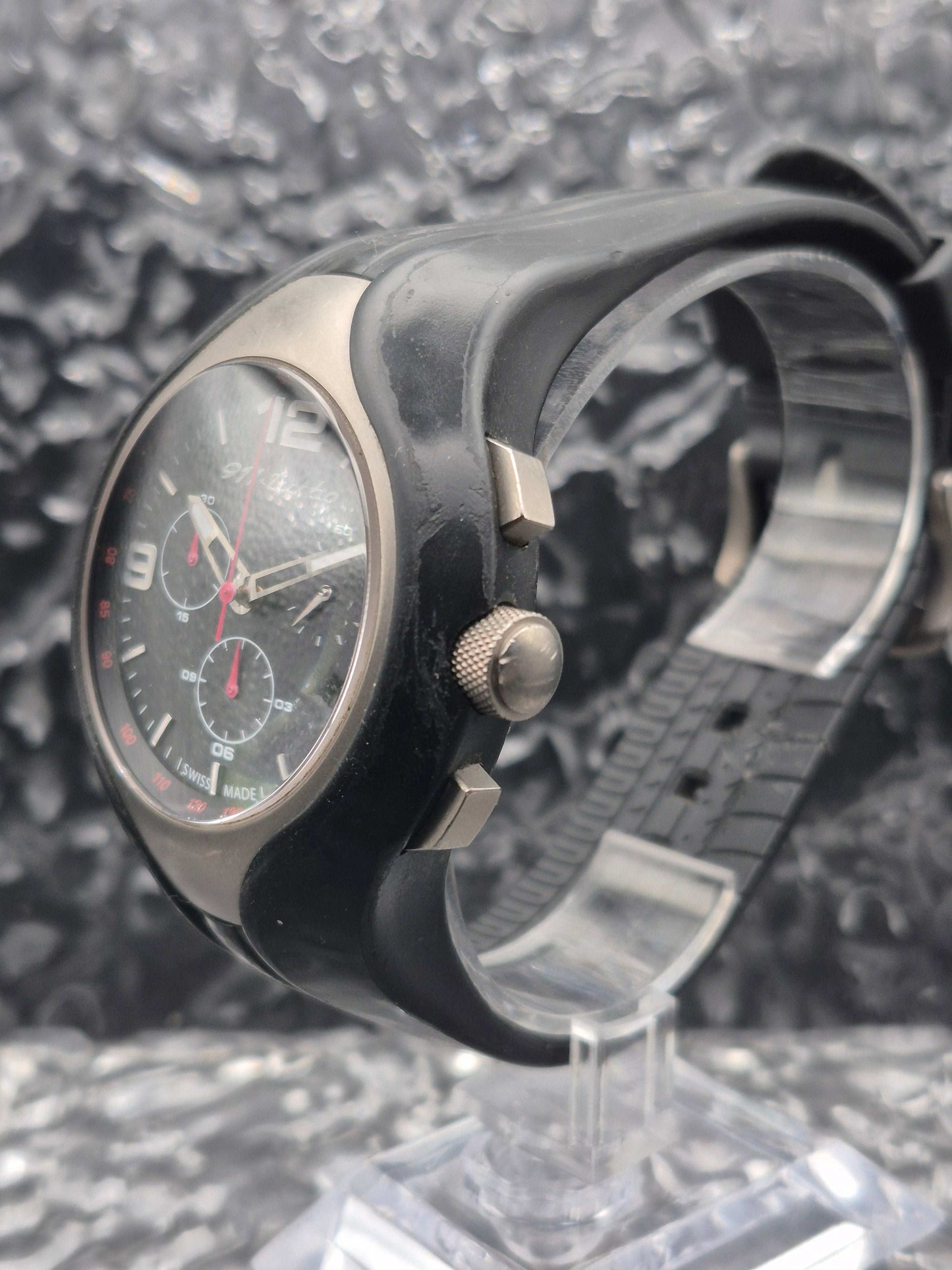 Porsche Design Driver Selection Ref. WAP07000119 Titanium Quartz - Red Robin Watches