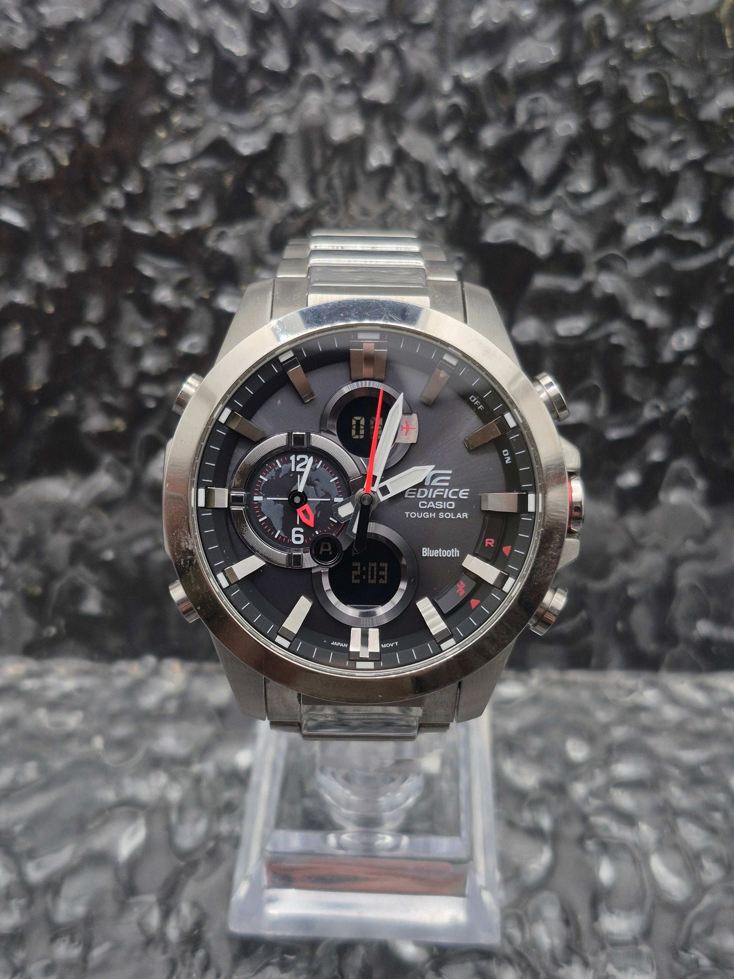 Casio Edifice Tough Solar Ref. ECB-500 Ana-Digi Bluetooth Men's - Red Robin Watches