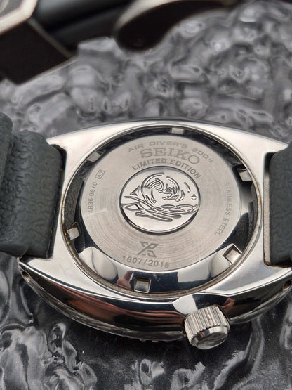 Seiko Turtle 'Dawn Grey' Ref. SRPD01K1 - 4R36-06Y0 Automatic - Red Robin Watches