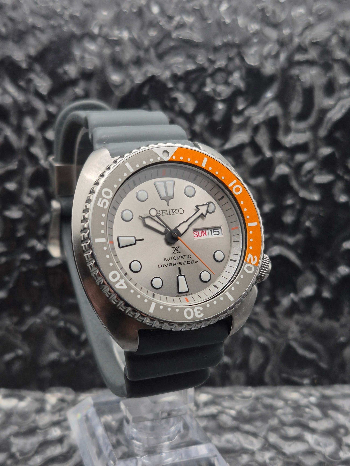 Seiko Turtle 'Dawn Grey' Ref. SRPD01K1 - 4R36-06Y0 - Full Set - Red Robin Watches