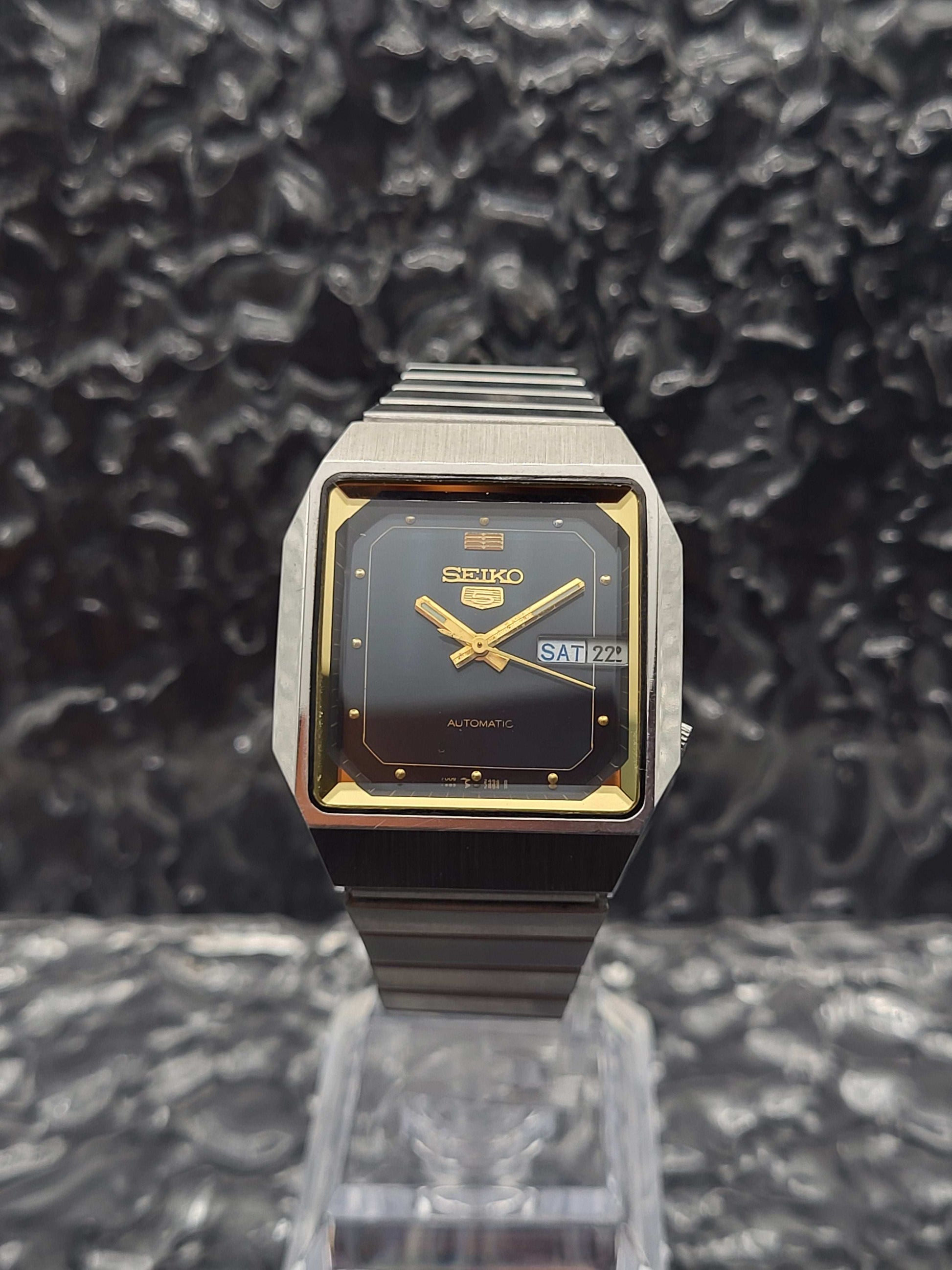 Seiko 5 - Ref. 7009-208A - Automatic - Square - Day Date