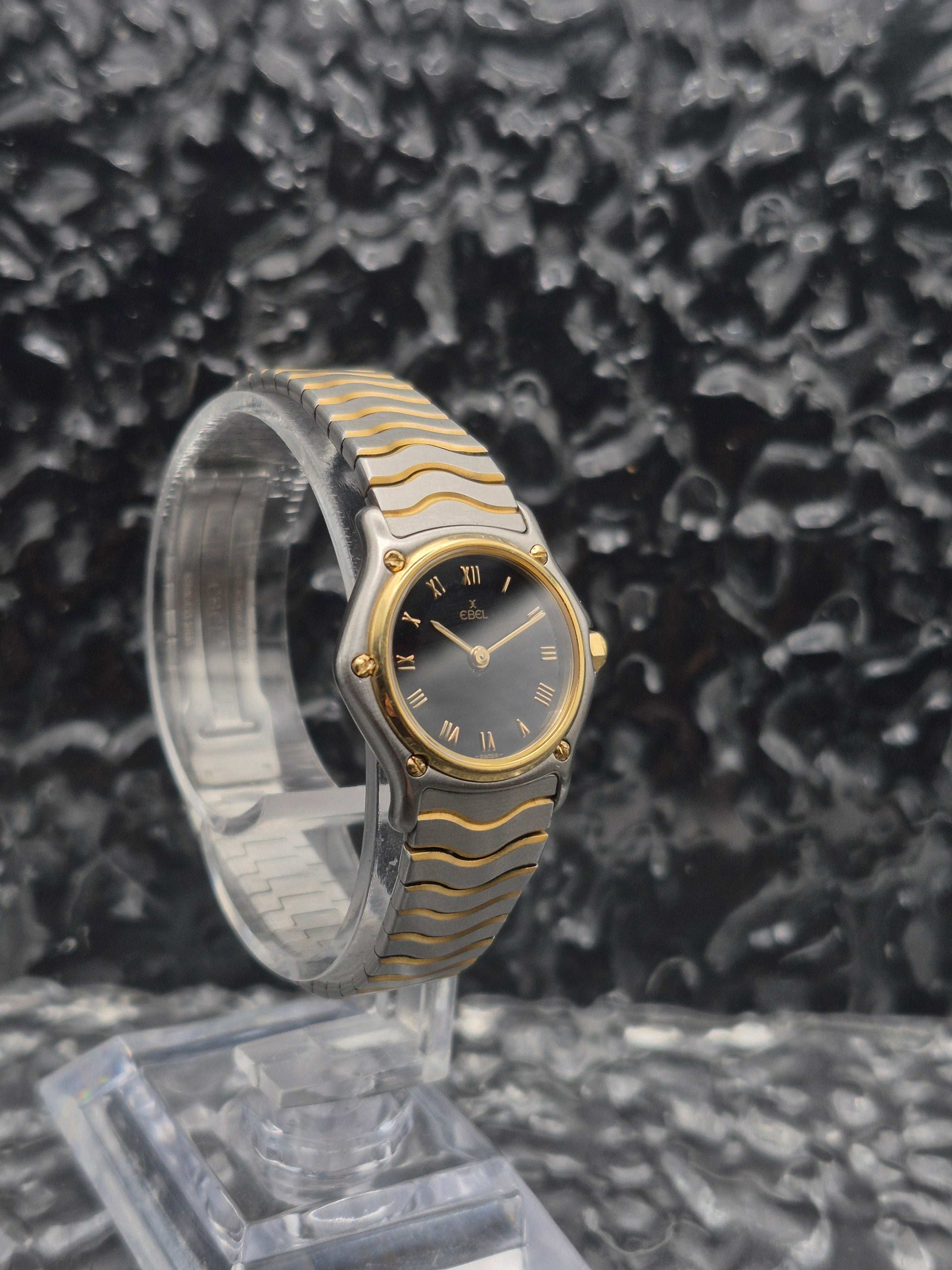 Ebel Classic Wave Ref. 1057901 Quartz Gold Bezel Black Dial