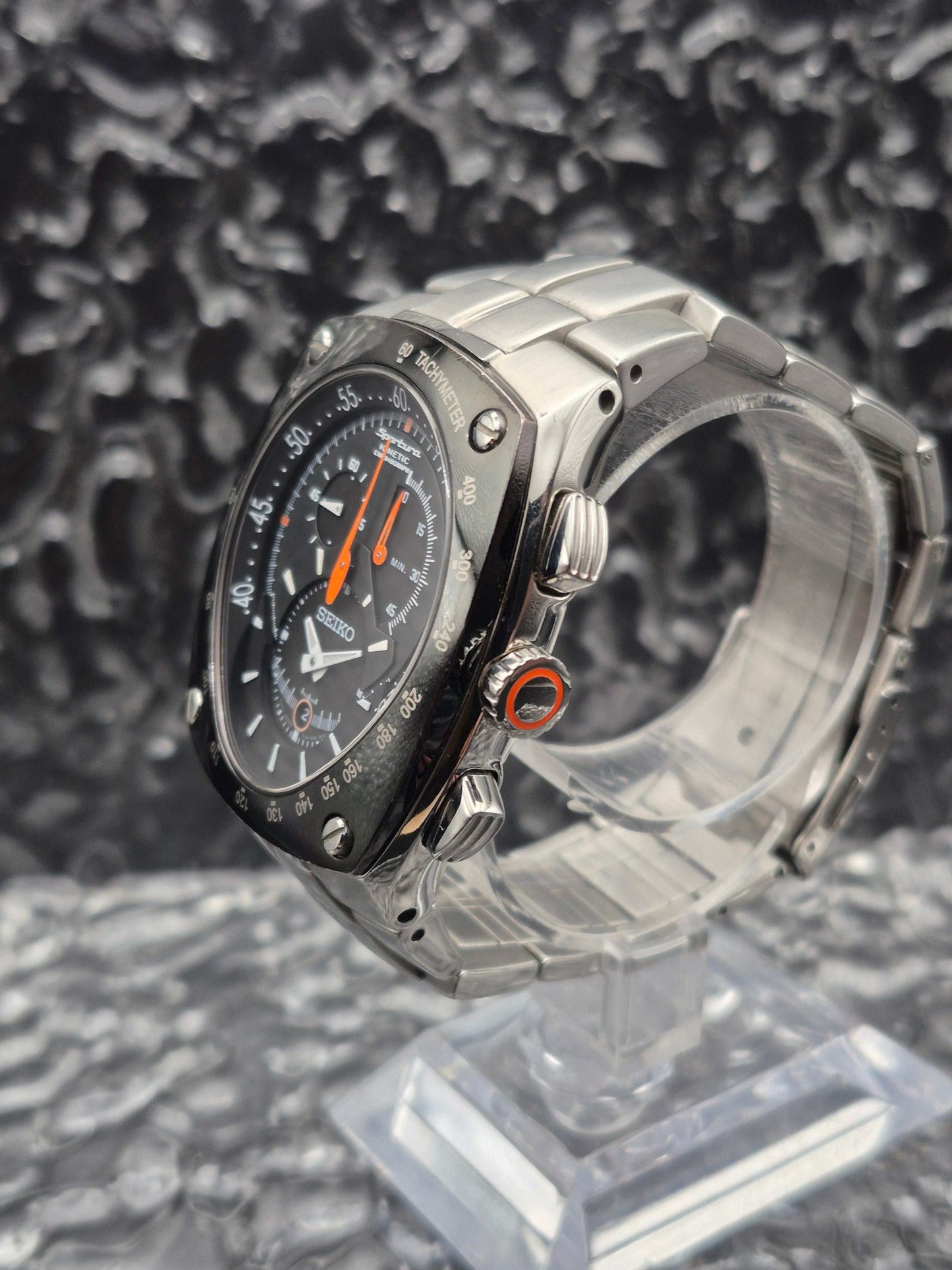 Seiko Kinetic Chronograph Ref. SNL015P1 - 7L22-0AD0 - Extra Original Strap! - Red Robin Watches