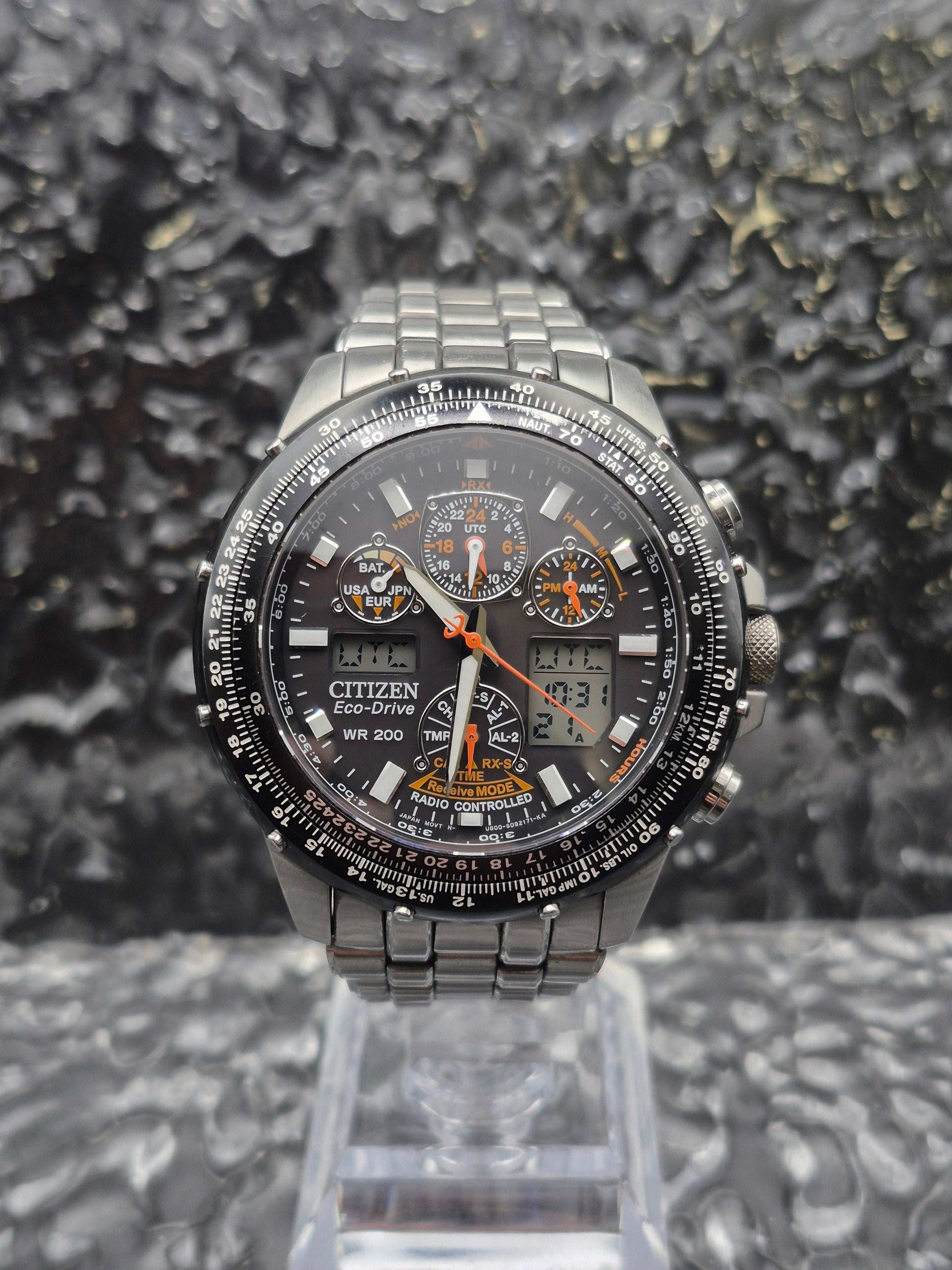 Citizen Skyhawk Ref. U600-S049679 Eco-Drive Multifunctional - Red Robin Watches