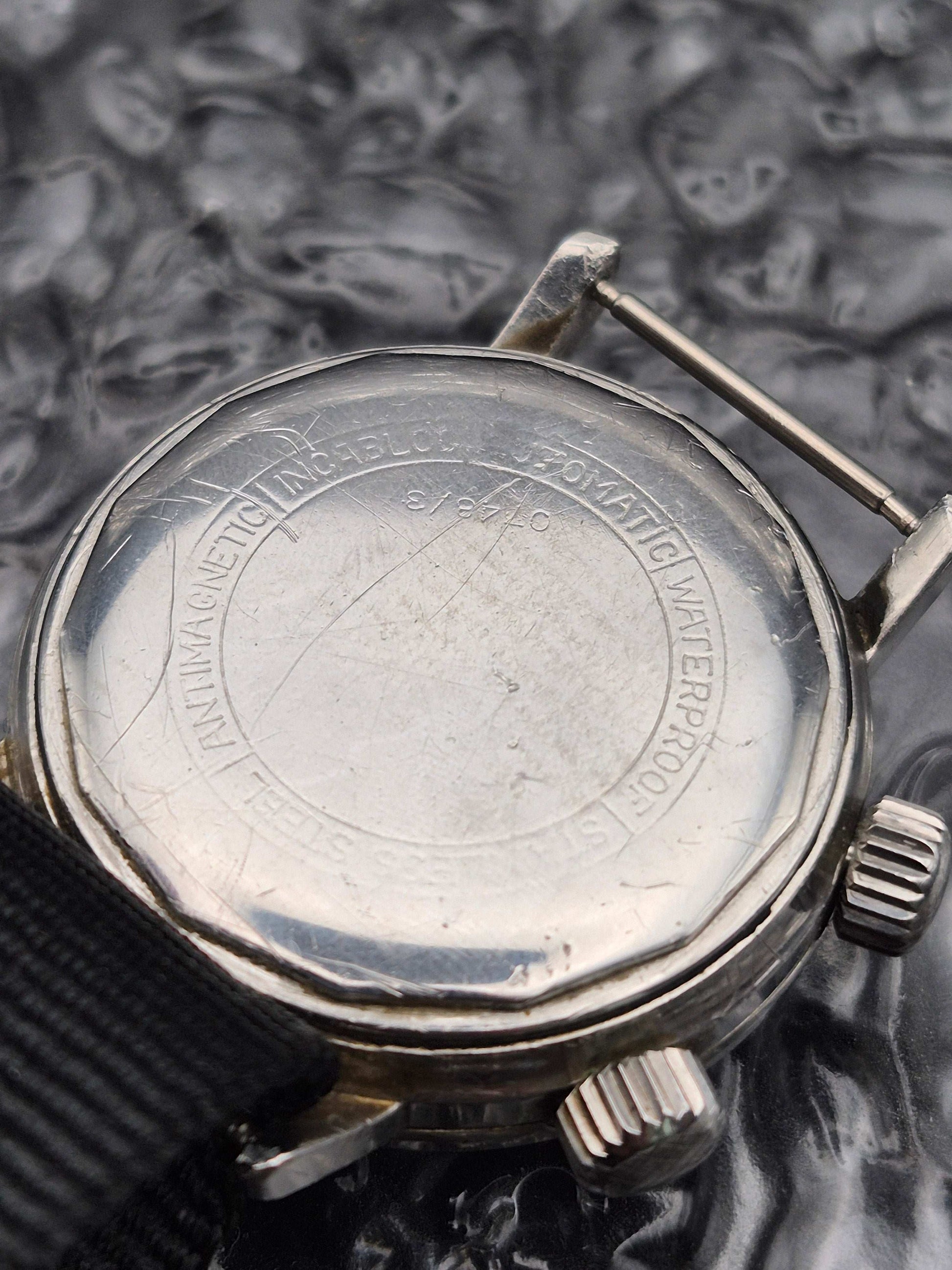Olma Caravelle Super Compressor Ref. 0748/3 1960s Automatic Diver - Red Robin Watches