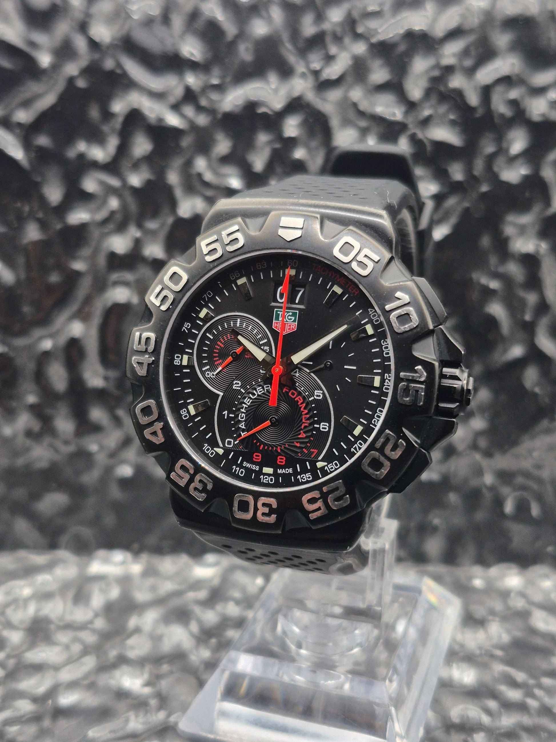 Tag Heuer Formula 1 Ref. CAH1012 Quartz Chronograph Grande Date - Red Robin Watches