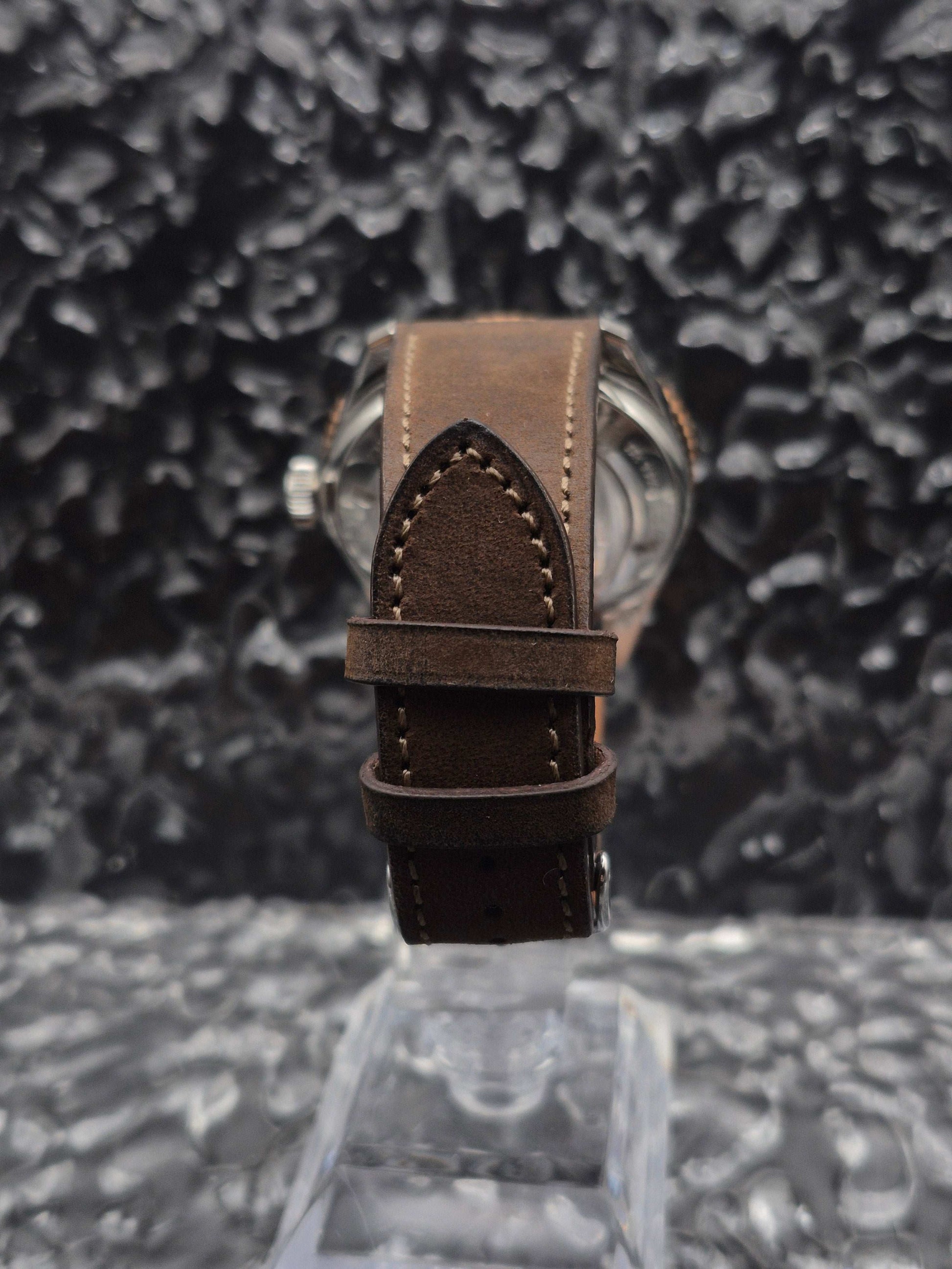 Oris Divers 65 X Momotaro Limited Edition Automatic Ref. 0173377074337 Full Set - Red Robin Watches