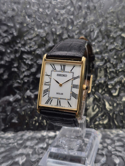 Seiko Solar Tank Ref. V115-0BC0 Gold Tone Roman Numeral Men's - Red Robin Watches