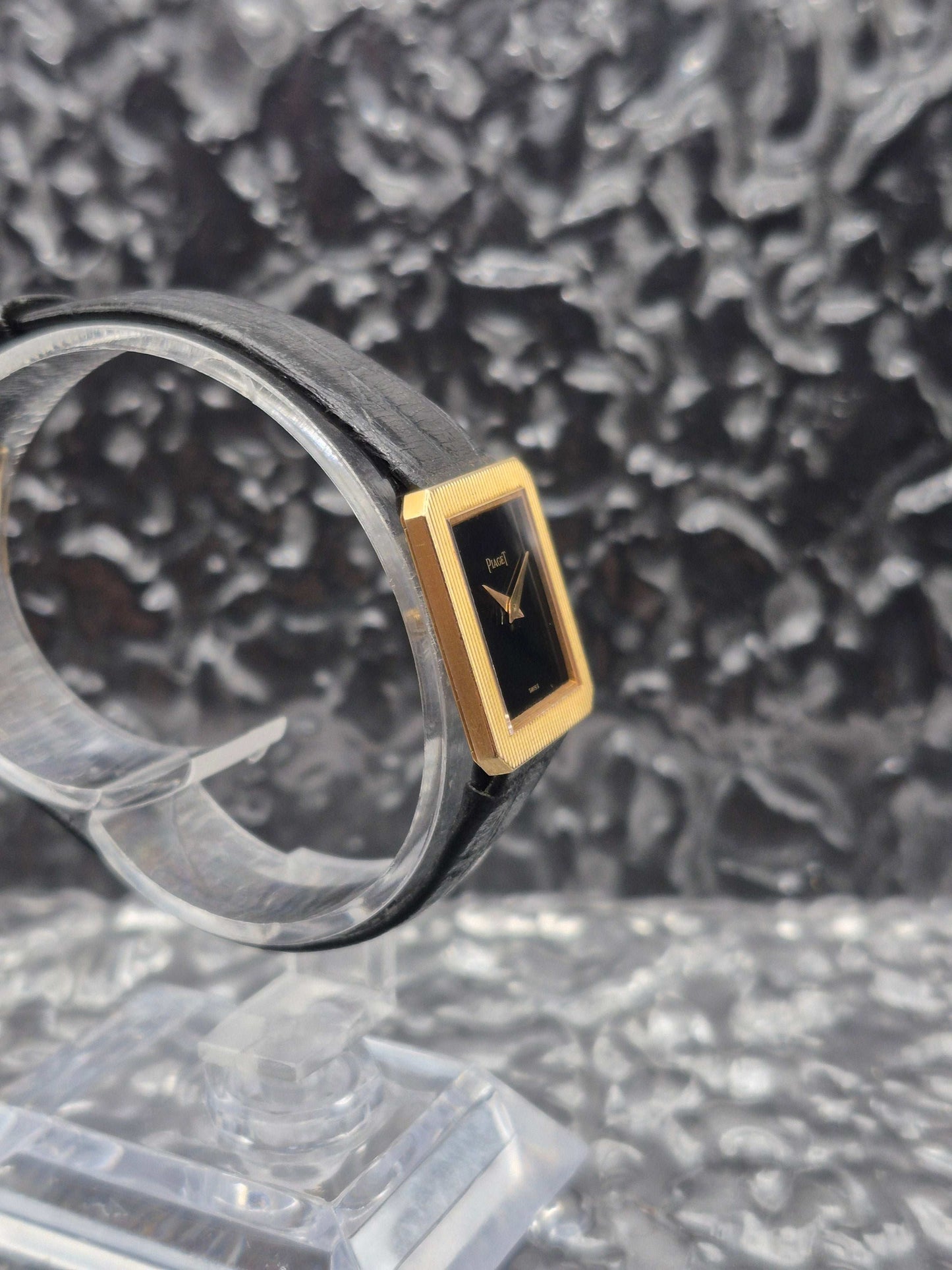 Piaget Protocole Onyx Black Dial Ref. 4154 Solid Gold - Original Buckle