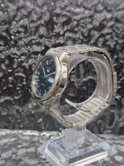Seiko 5 Sports Ref. 7S26-01F0 Logo Dial Automatic Day Date - Red Robin Watches