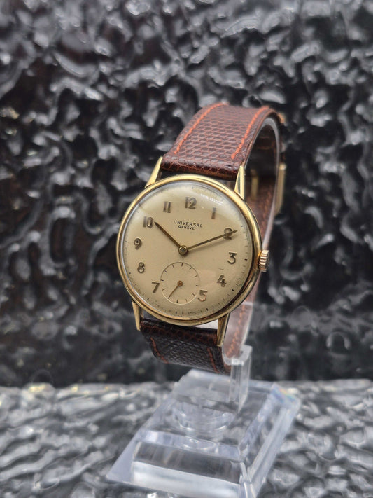 Universal Geneve Solid Gold Calatrava 18k 750 Cal. 262 Subdial Raised Markers - Red Robin Watches