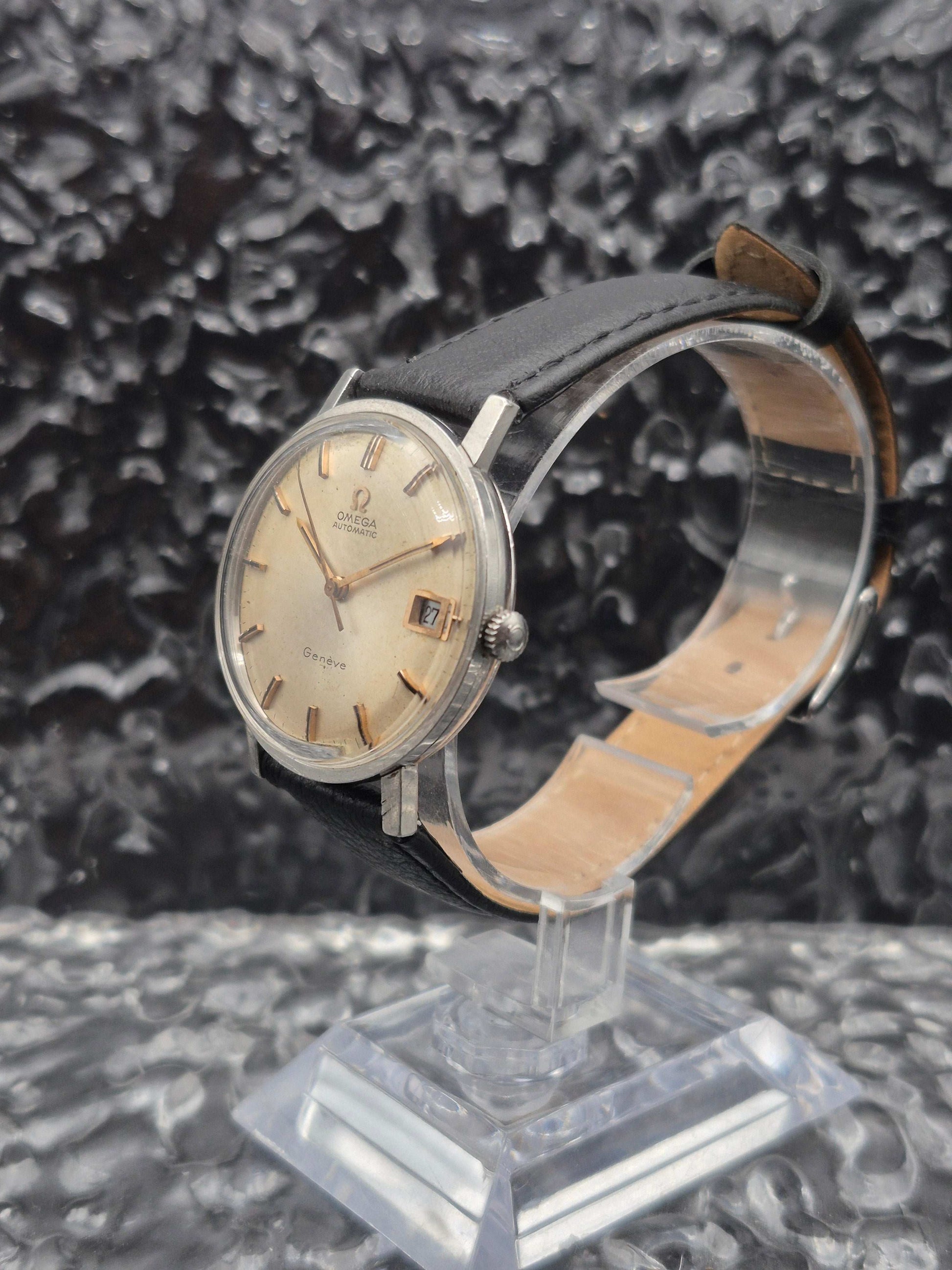 Omega Geneve Ref. 162.009 Automatic Patina Dial Cal. 565 - Red Robin Watches