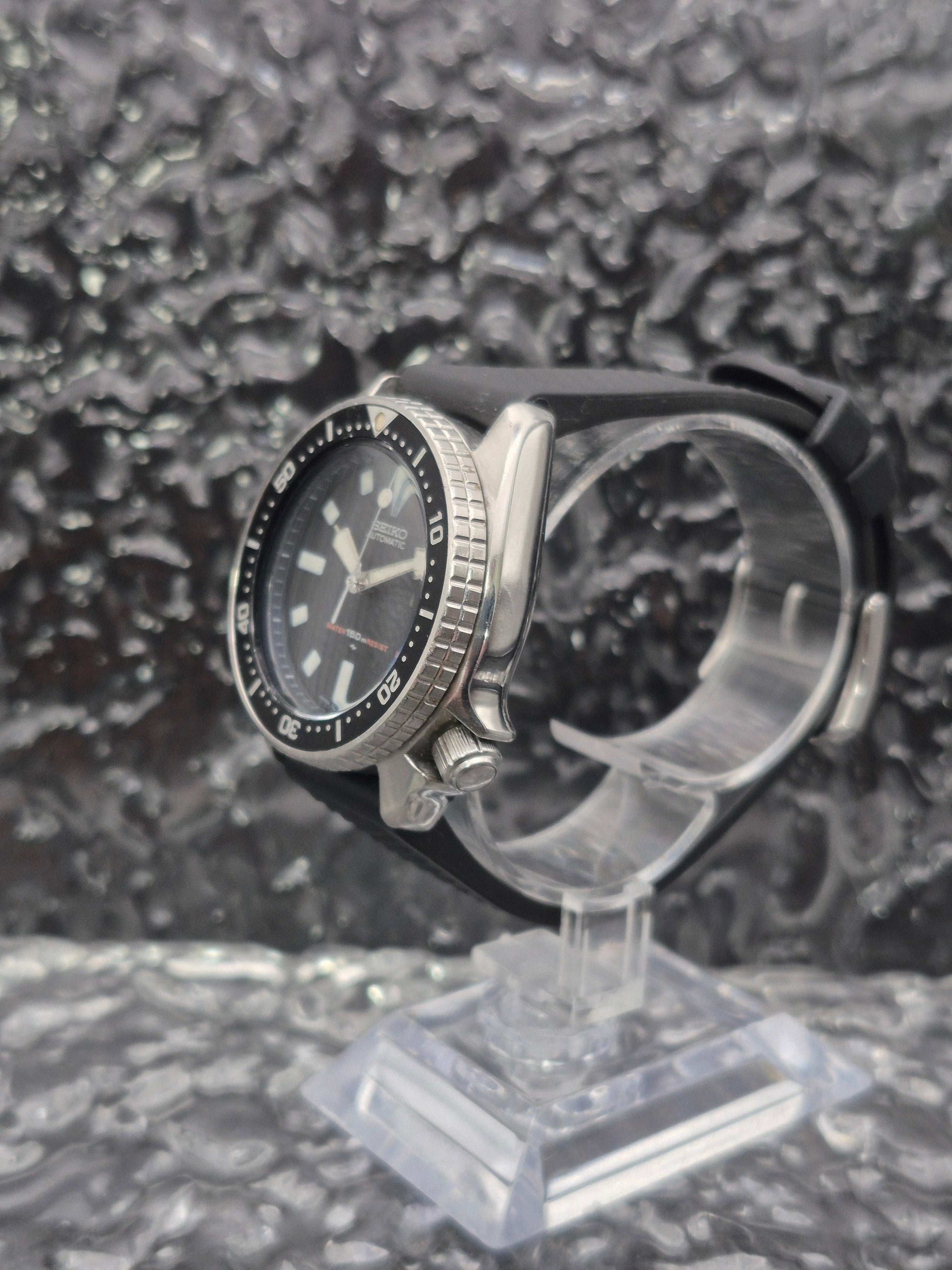 Seiko 'Baby SKX' Automatic Diver Ref. 4205-015V Mid Size 33mm Scuba - Red Robin Watches