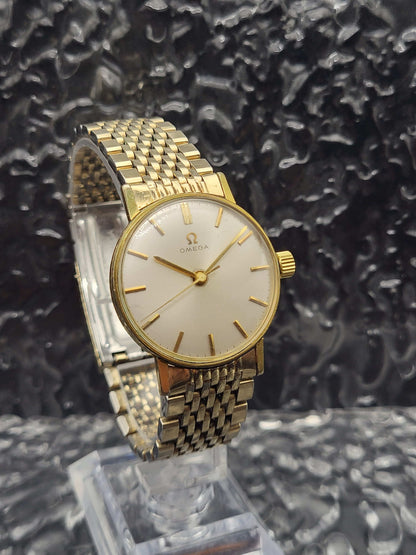 Omega - Ref. 131.004 - Cal. 600 - Manual - Zilveren Wijzerplaat - Goudkleurig - Red Robin Watches