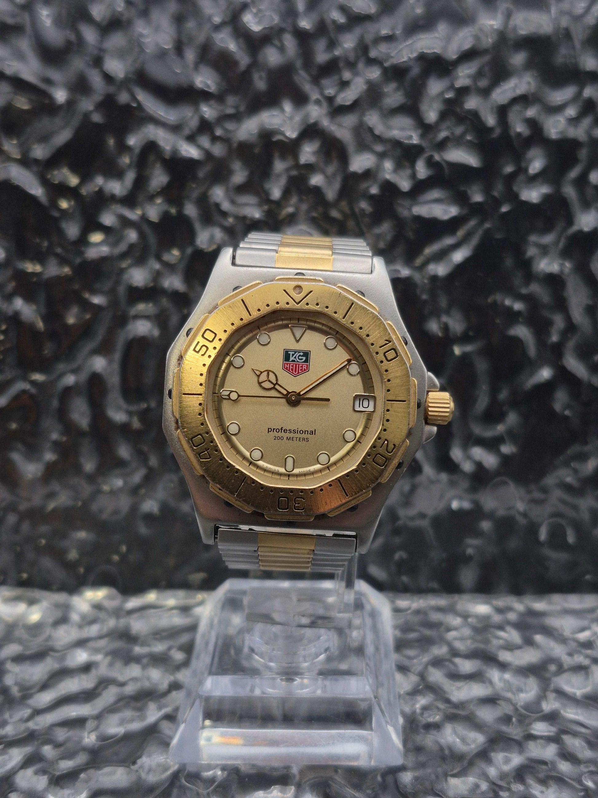Tag Heuer Professional 200 Meters Mid Size Ref. 935.406 Quartz Diver Two Tone - Red Robin Watches
