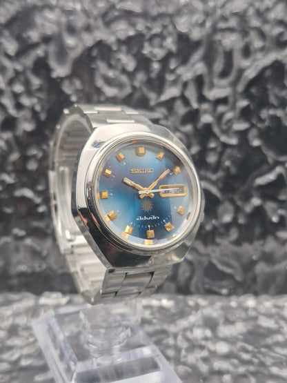 Seiko Advan Ref. 7019-7240 Facet Crystal Kanji Blue Dial