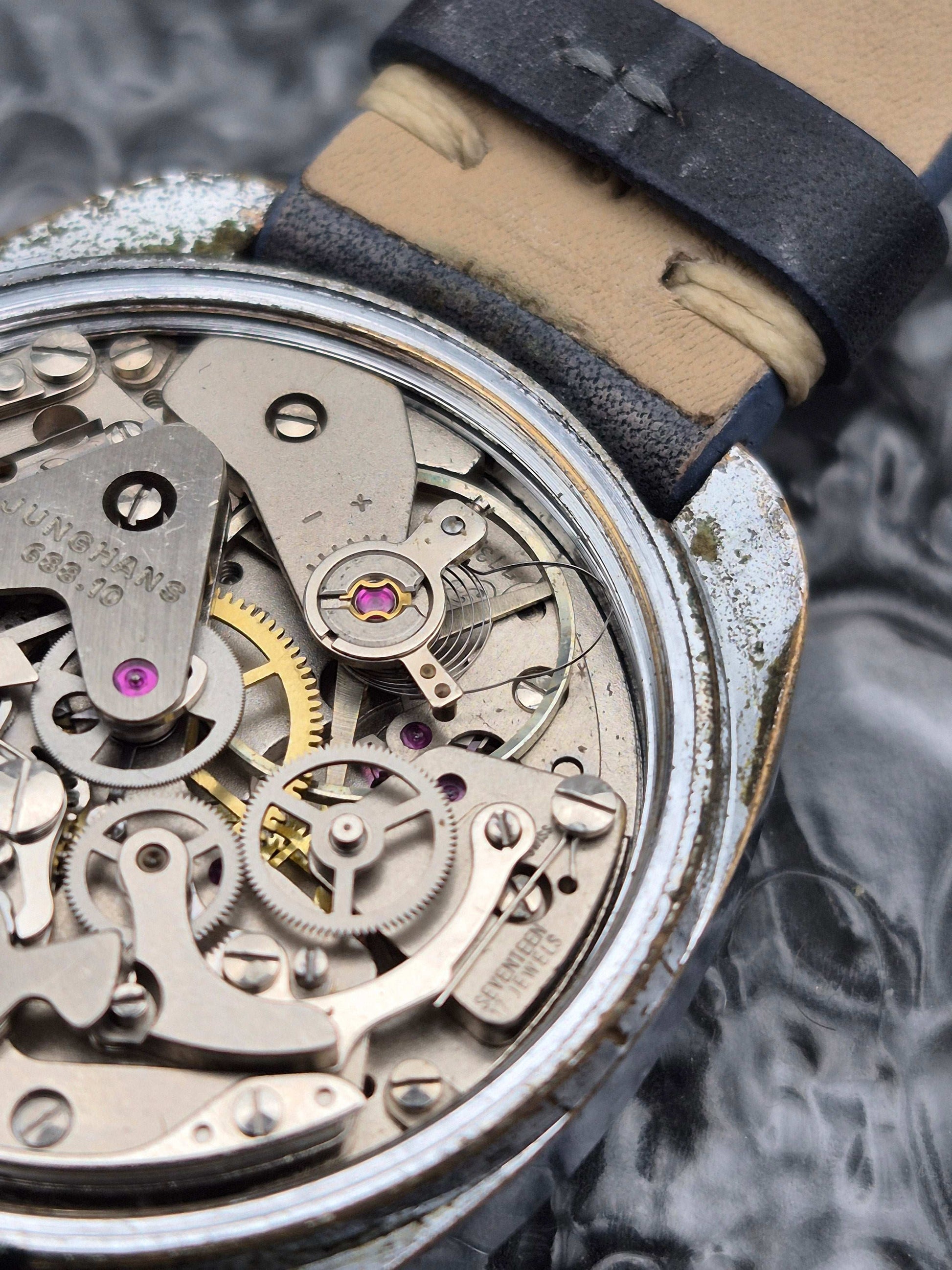 Junghans Olympic Blue Panda Cal. 688.10 - Red Robin Watches