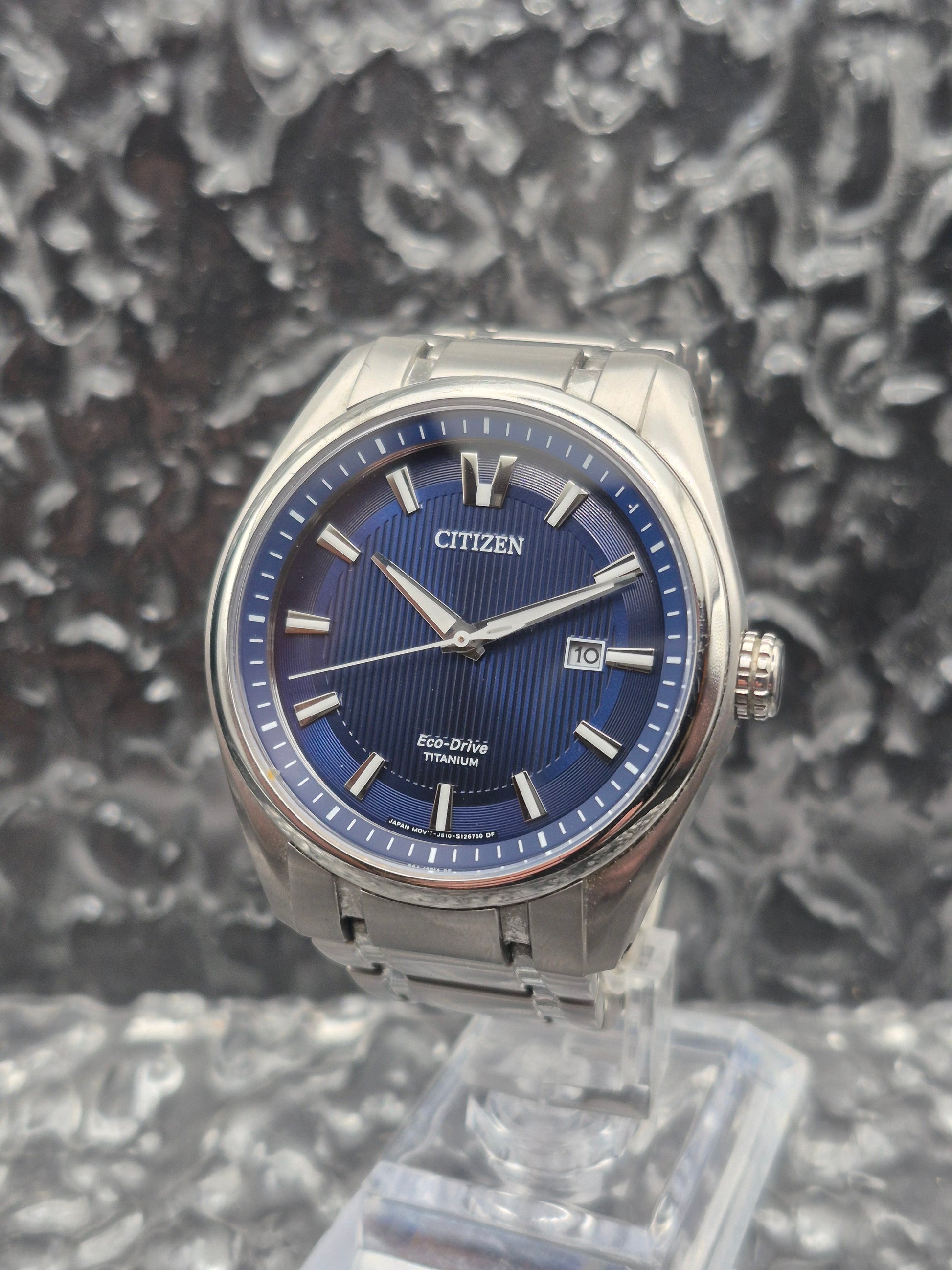 Citizen Titanium Eco-Drive Ref. AW1240-57L Full Set Solar - Red Robin Watches