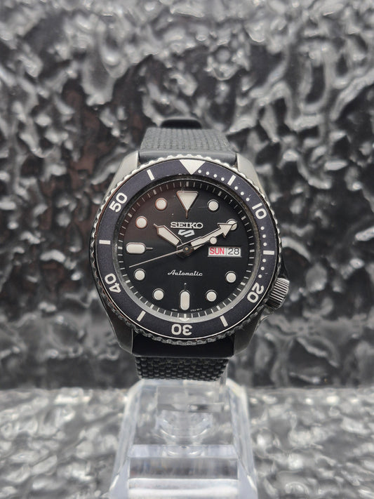 Seiko 5 Sports Ref. SRPD65K1 - 4R36-07G0 Black Case Automatic