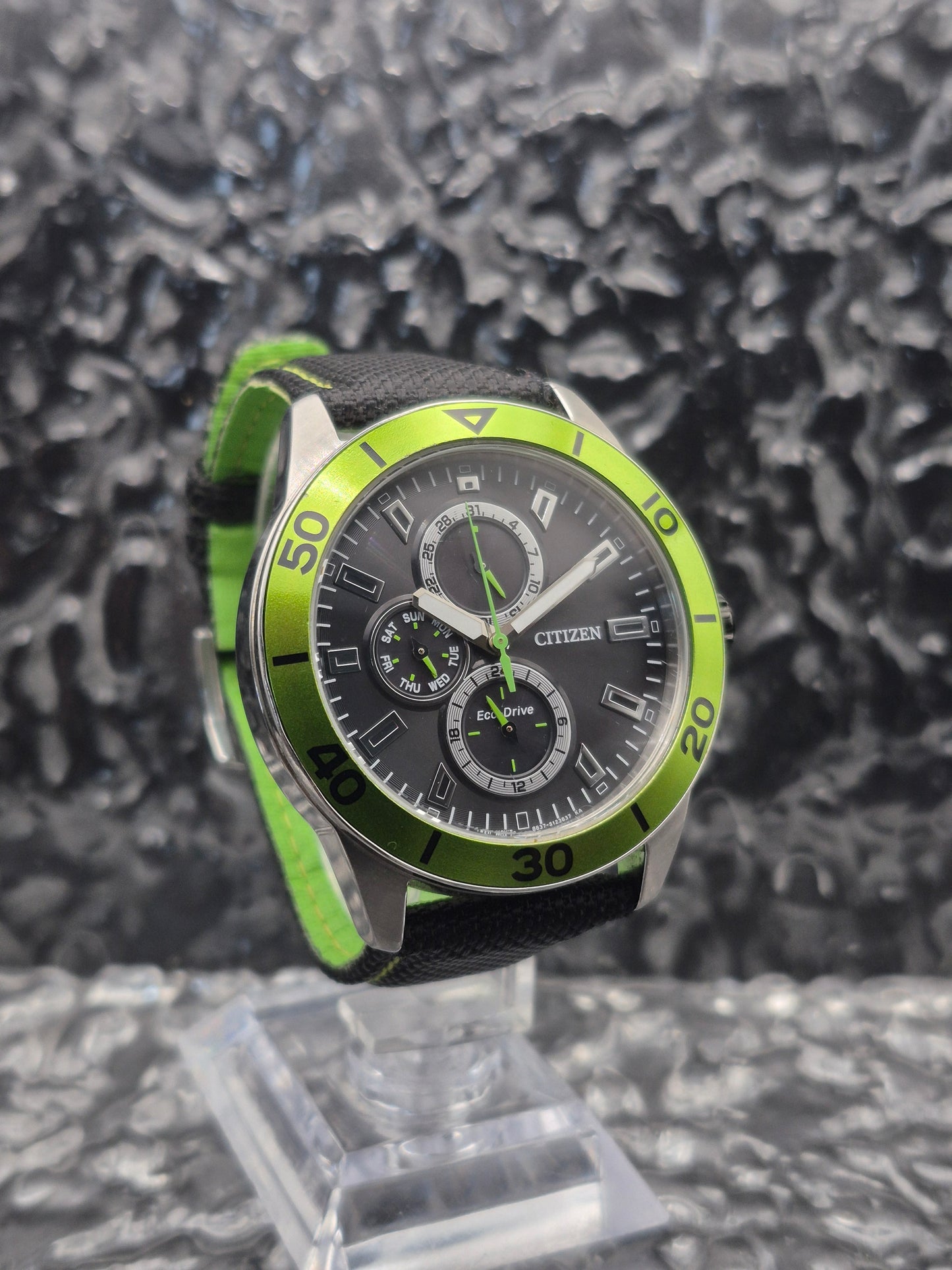 Citizen Eco-Drive Metropolitan AP4030-06E Green Bezel Day Date 24 Hour Dial - Red Robin Watches