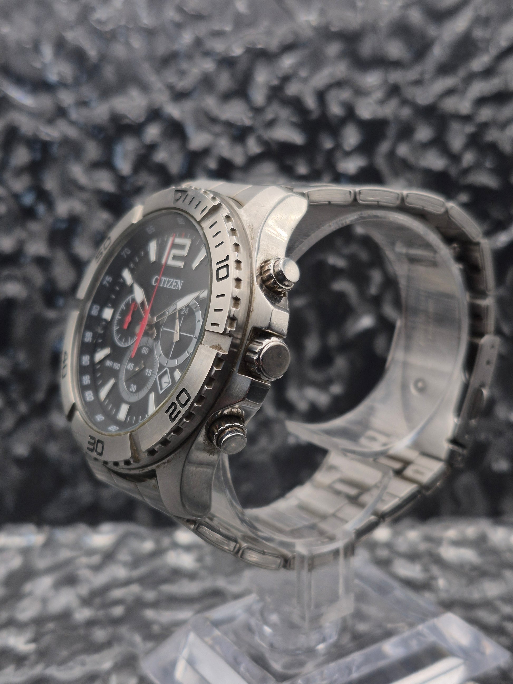Citizen Black Chronograph reference AN8120-57E // 0520-S101204 - Red Robin Watches