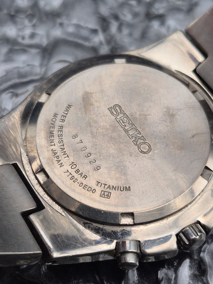 Seiko Titanium Chronograph Ref. 7T92-0ED0 Quartz Men's Watch