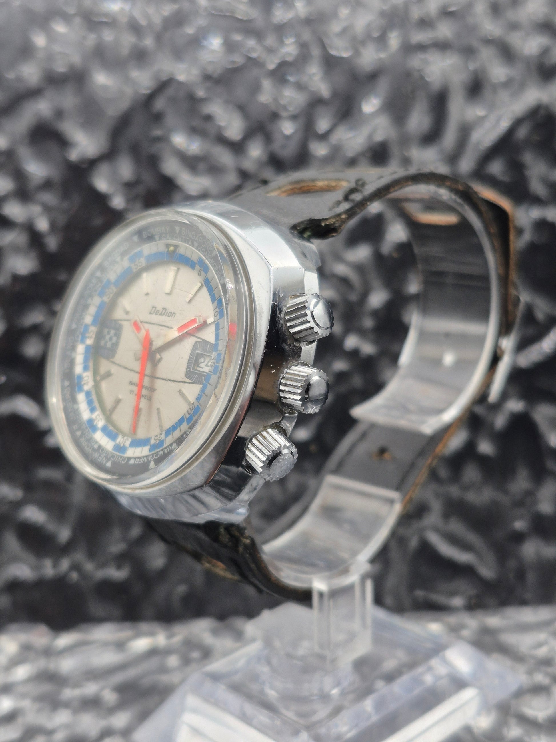 DeDion World Timer Manual Wound Date Rotating Inner Bezel - Red Robin Watches