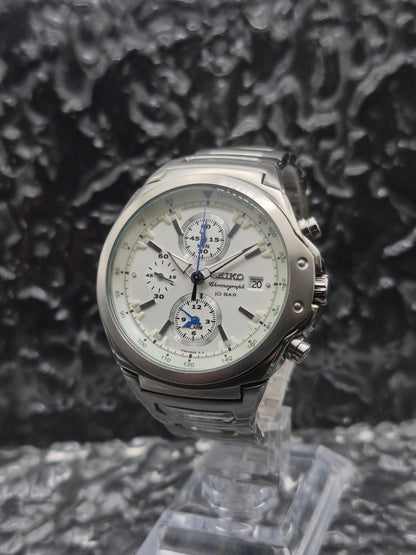Seiko Quartz Chronograph Ref. 7T62-0ES0 White Dial - Red Robin Watches
