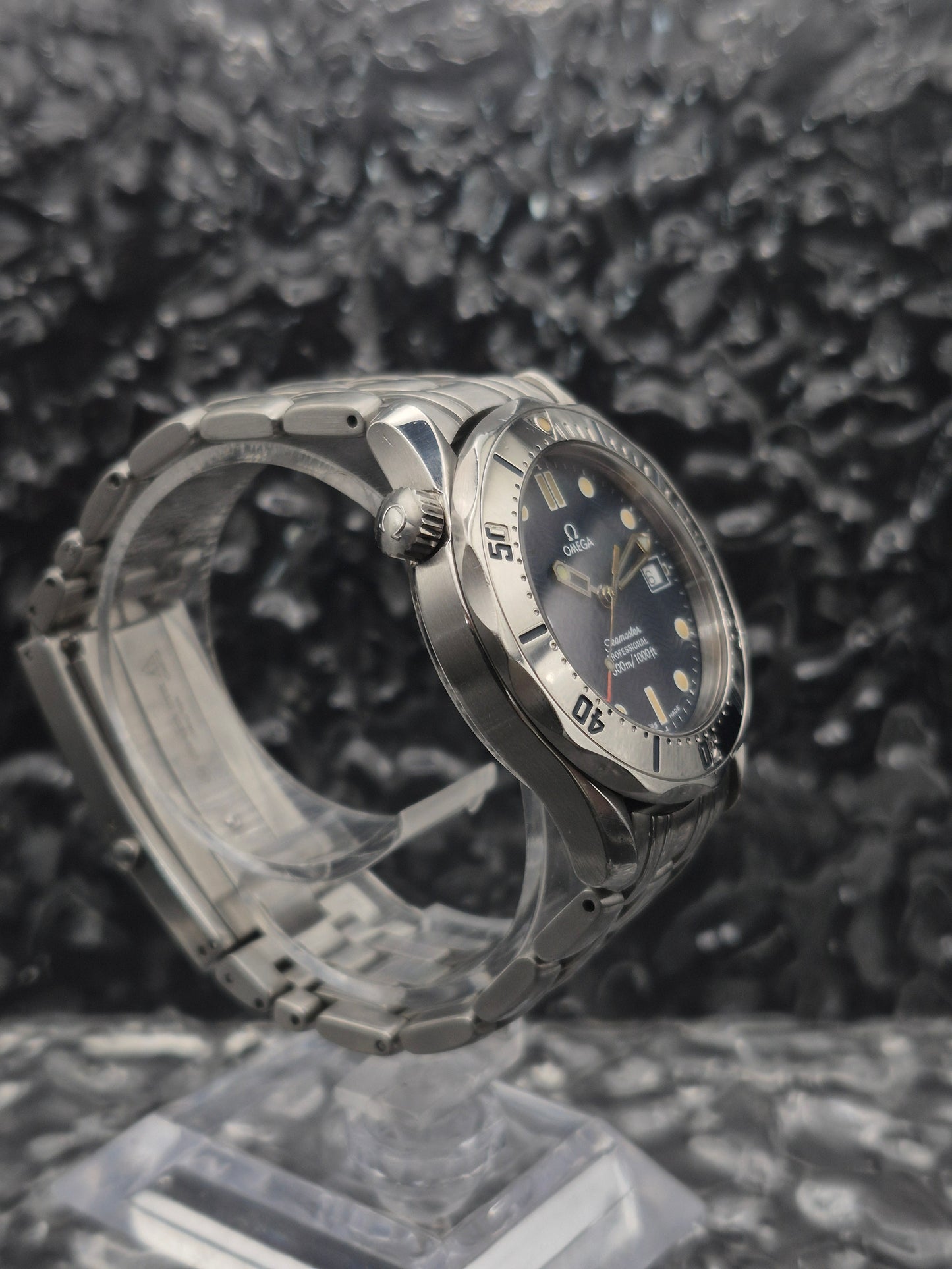 Omega Seamaster 300M Ref. 2562.80 - 196.1502 Mid Size Navy 36mm Quartz