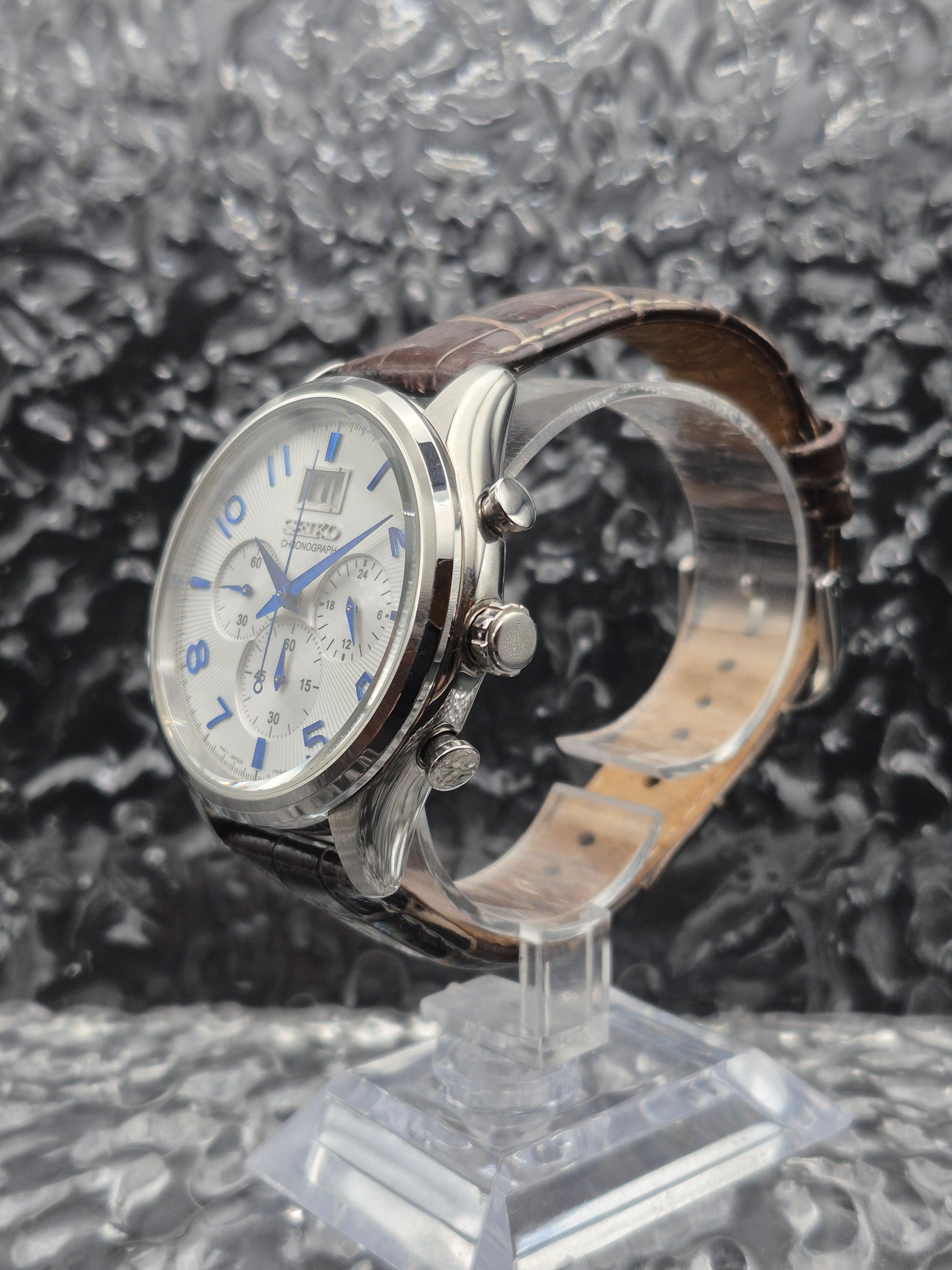 Seiko Big Date Ref. SPC155P1 - 7T04-0AE0 Full Set Quartz - Red Robin Watches