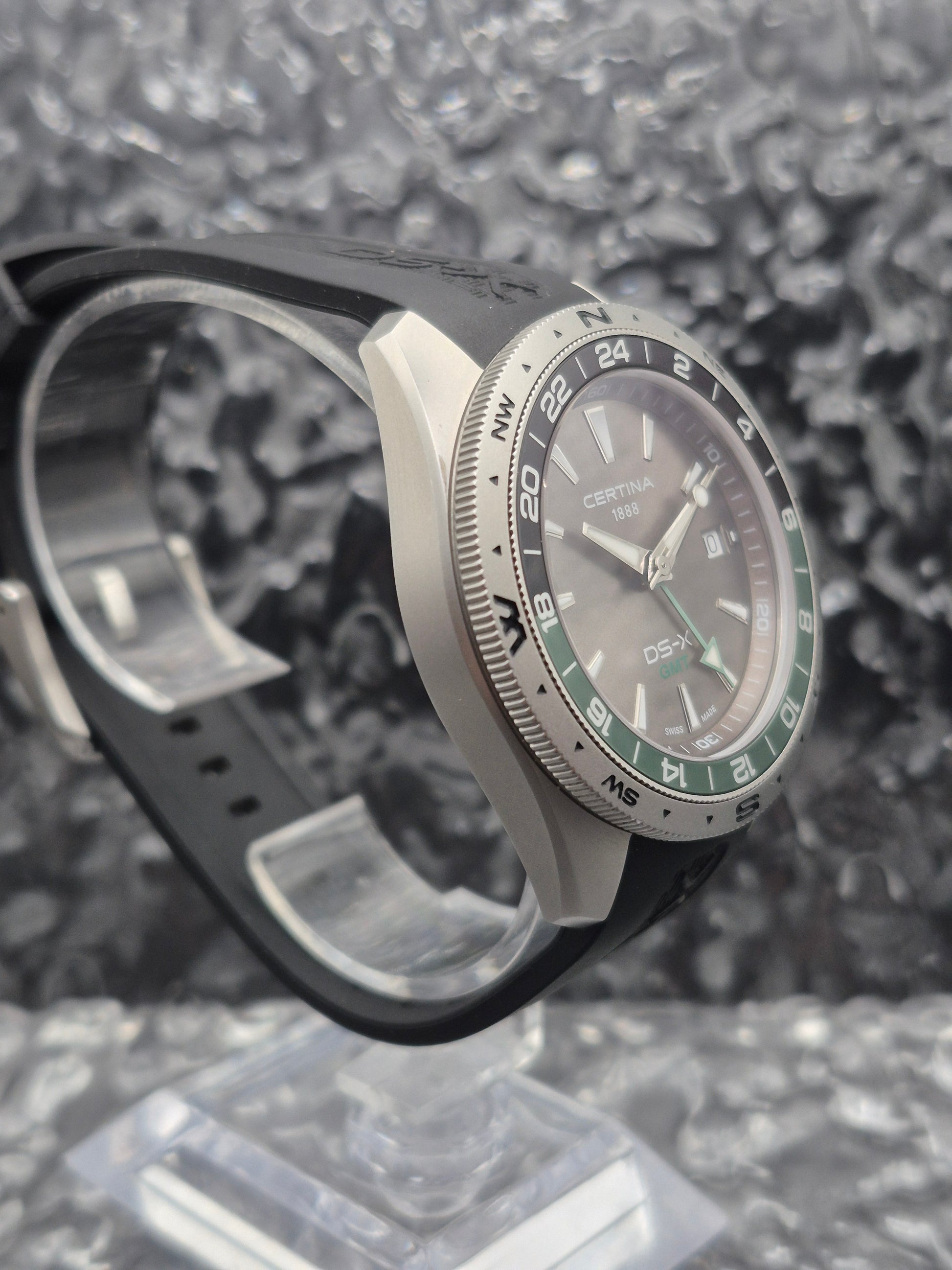 Certina DS-X GMT Ref. C047452A Full Set Quartz Green Bezel - As New! - Red Robin Watches