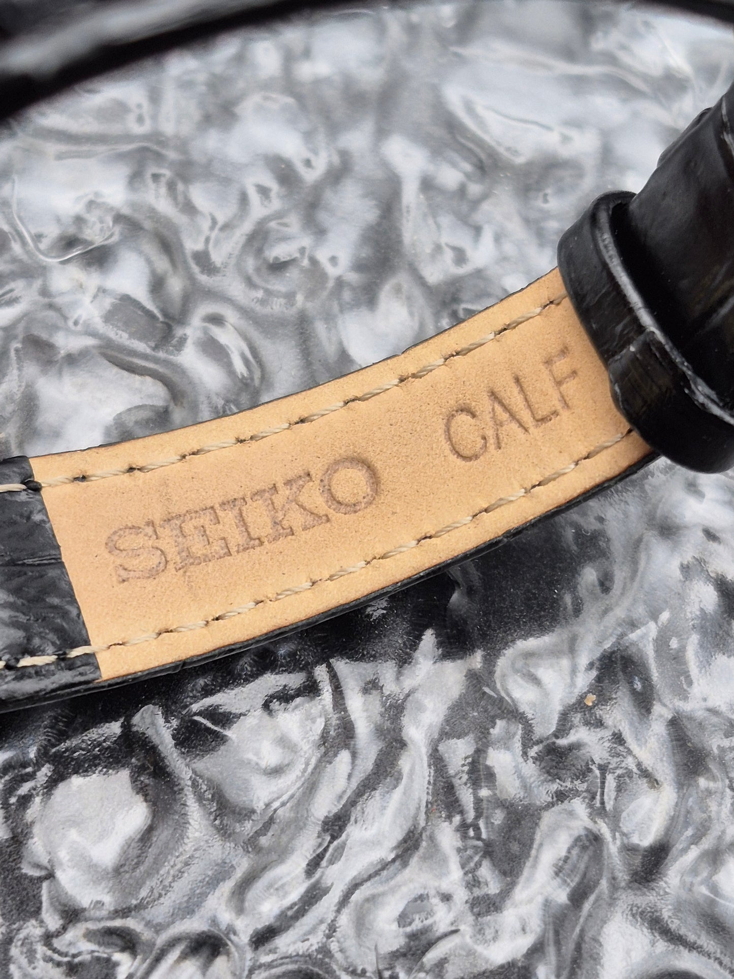 Seiko Gold Tone Quartz Tank Ref. 4N30-00H0 Roman Numerals Ladies