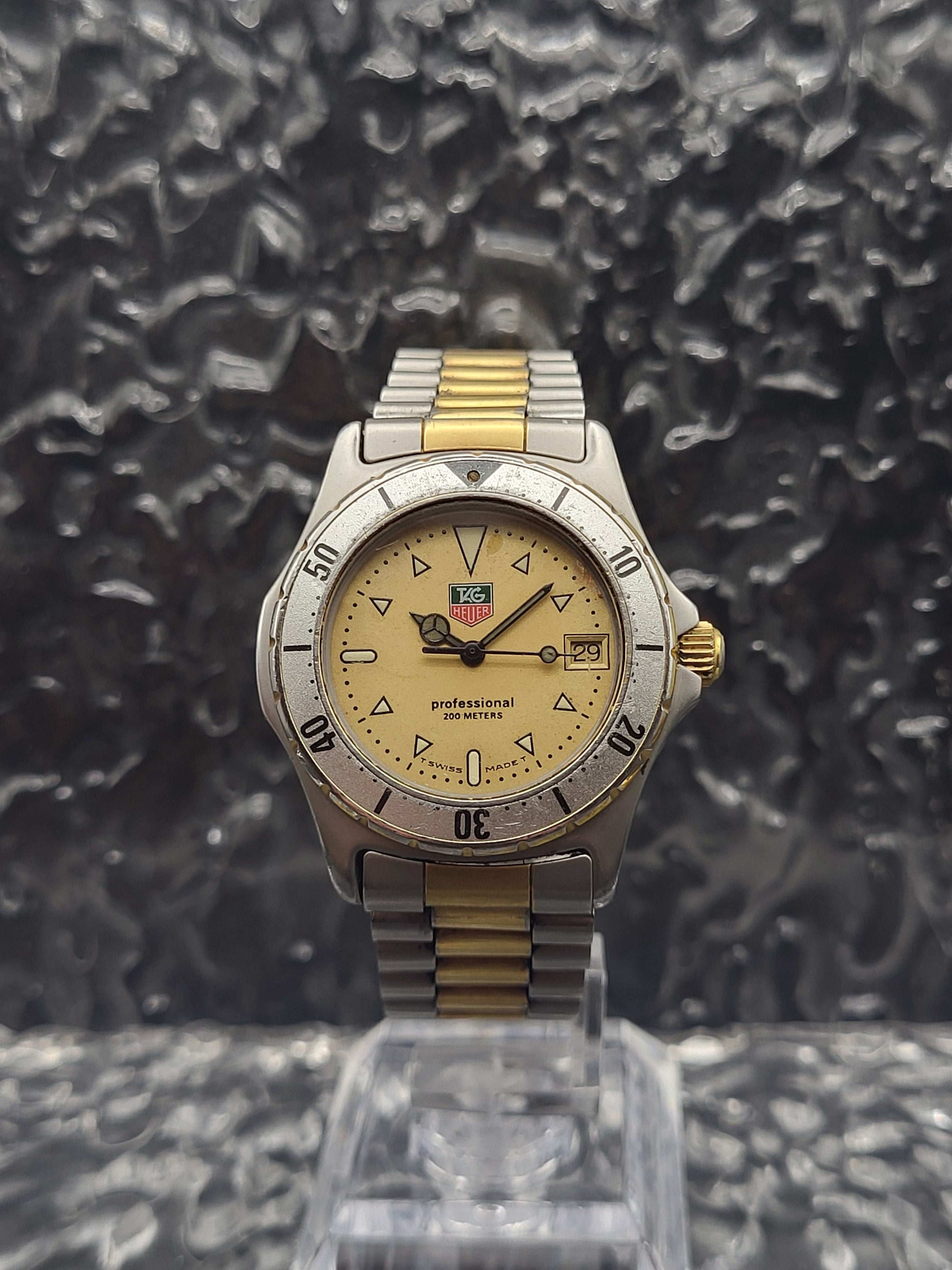 Tag Heuer Professional 2000 - Ref. 974.013 - Quartz