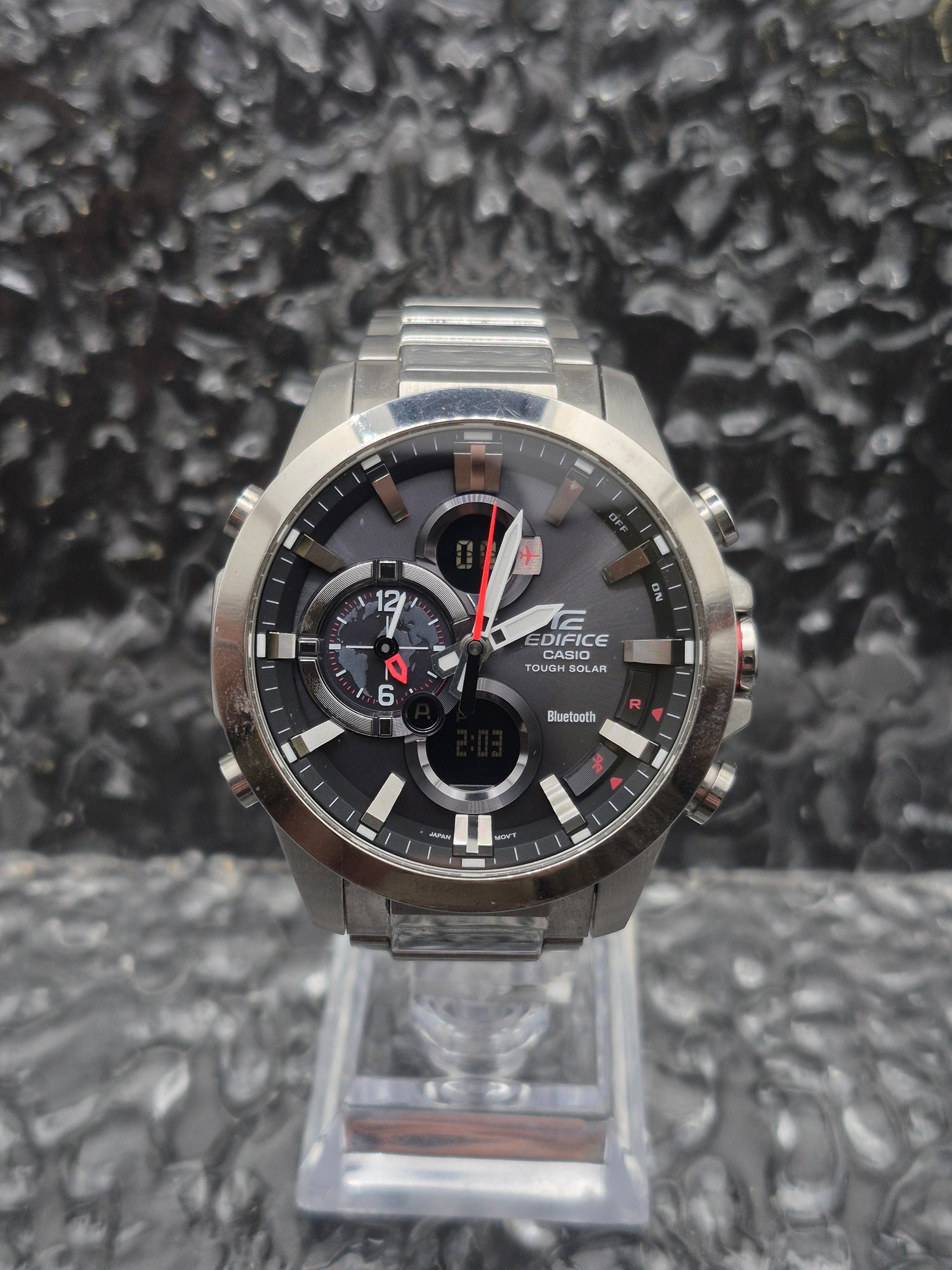 Casio Edifice Tough Solar Ref. ECB-500 Ana-Digi Bluetooth Men's - Red Robin Watches