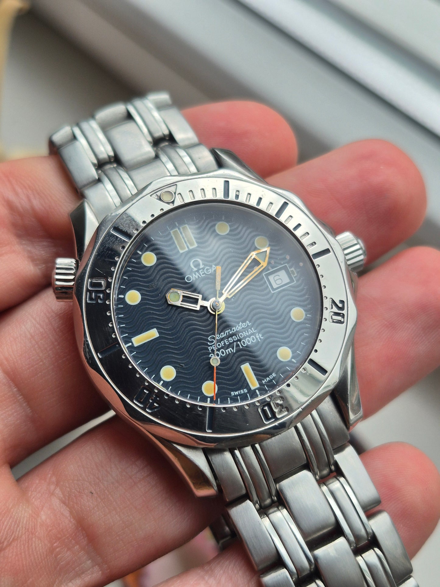 Omega Seamaster 300M Ref. 2562.80 - 196.1502 Mid Size Navy 36mm Quartz