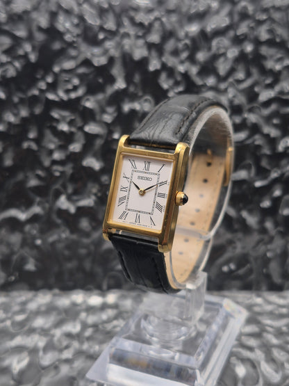 Seiko Gold Tone Quartz Tank Ref. 4N30-00H0 Roman Numerals Ladies