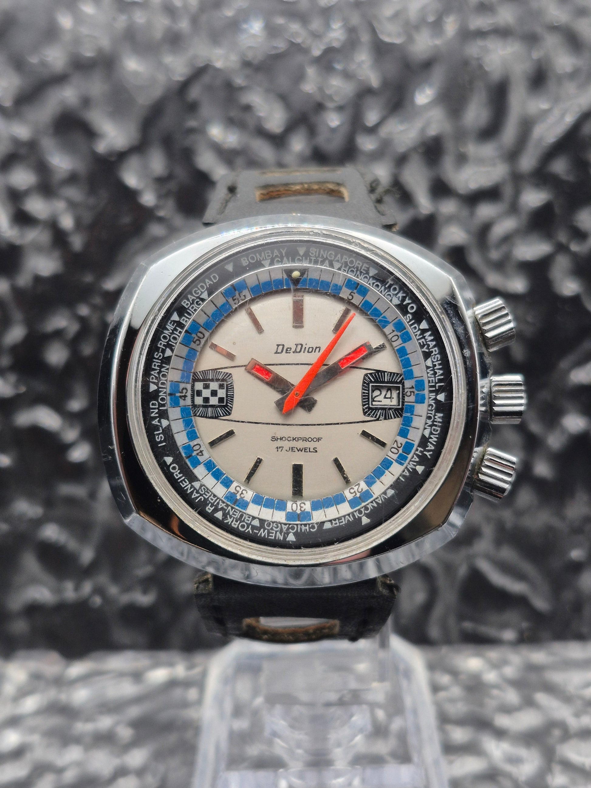 DeDion World Timer Manual Wound Date Rotating Inner Bezel - Red Robin Watches