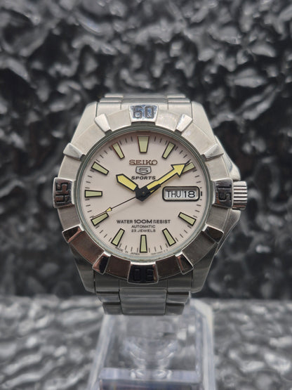 Seiko 5 Sports Full Lume Dial Ref. 7S36-03F0 Automatic Day Date