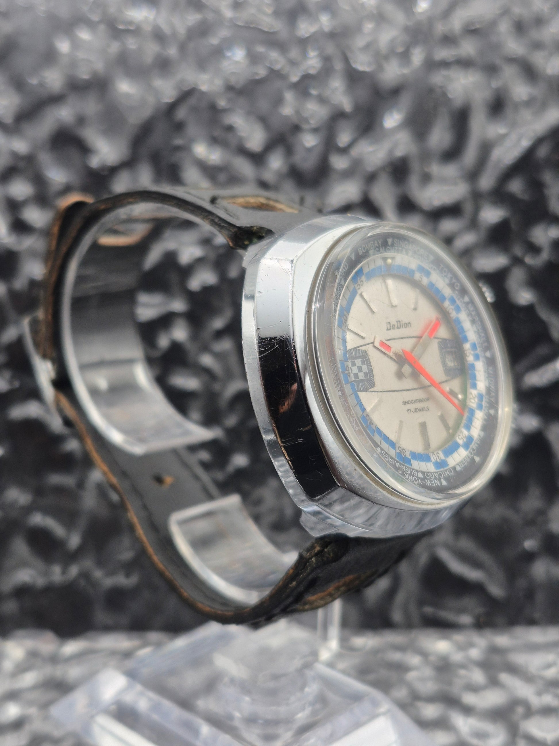 DeDion World Timer Manual Wound Date Rotating Inner Bezel - Red Robin Watches